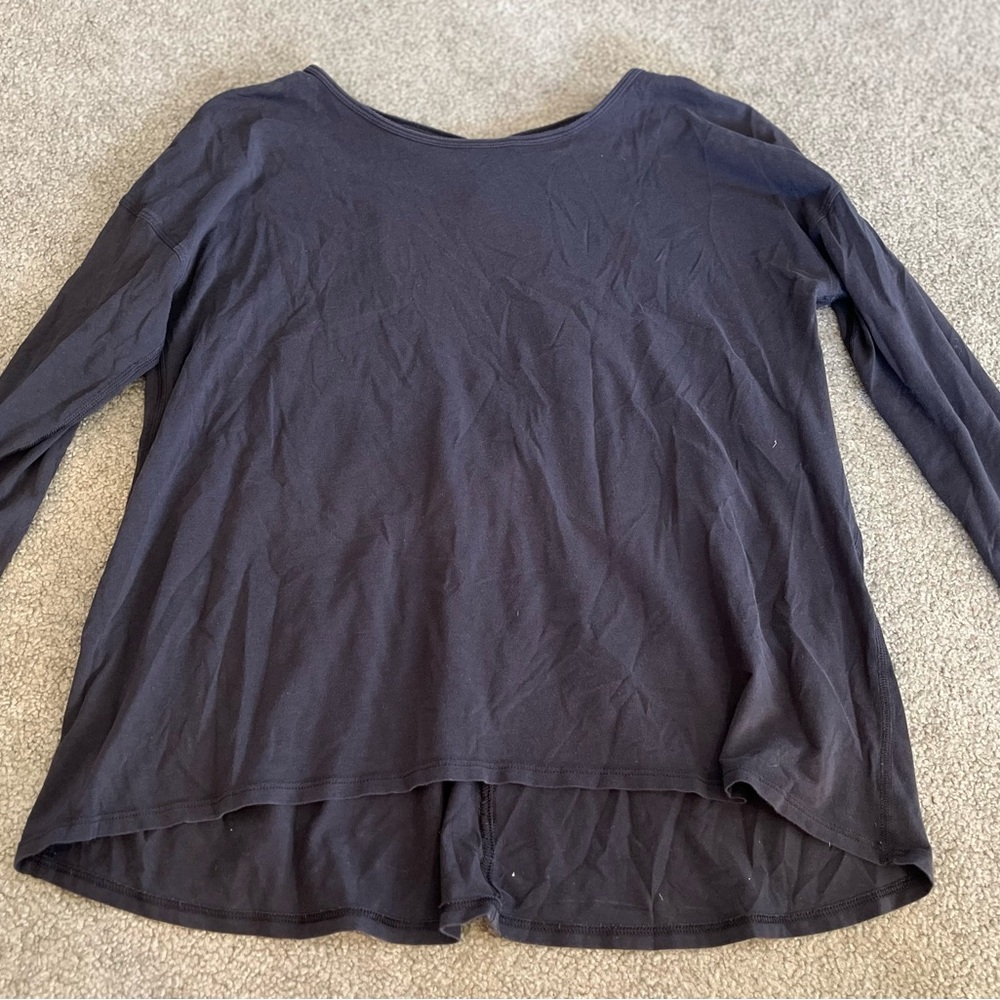 lululemon athletica Black Relaxed Long Sleeve Tunic with Asymmetrical Hem